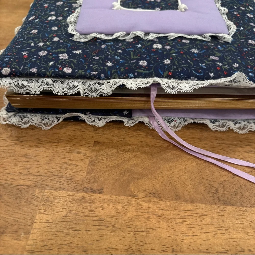 Vintage Lace Floral Fabric Covered Photo Album Scrapbook Flowers 1980’s